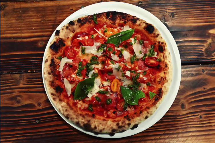 Photo d'une pizza de la villa Saint Jean