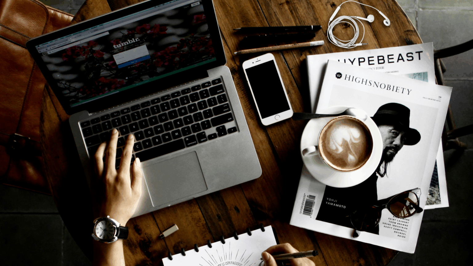Comment créer un site internet en 2025 : guide comple
